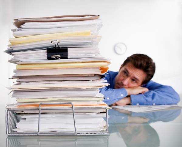 frustrated-employee-at-desk