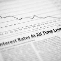The Bank of Canada may cut the key interest rate again by 2017: economist