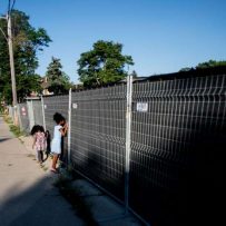 Developers sitting on land in Toronto’s heated housing market in hopes prices will keep rising