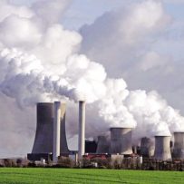 Ottawa to phase out coal-fired power by 2030, diverging from Trump