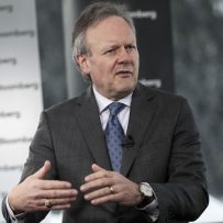 Poloz Sees Potential to Fuel Canada Expansion Without Inflation