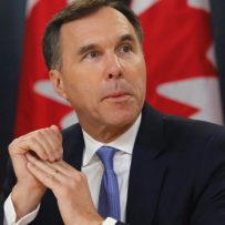 Canada ‘a laughing stock’: Experts react to Trans Mountain indemnity