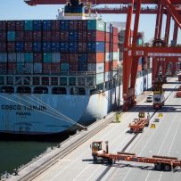 Canada cuts U.S., China out of talks on reforming global trade