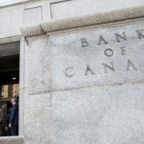 Bank of Canada abandons rate-hike bias amid economic slowdown