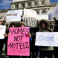 Airbnb’s $30 Billion Listing Must Do More for Cities
