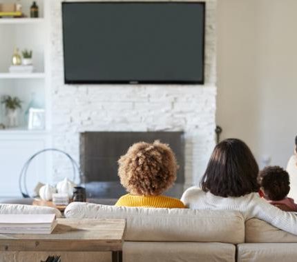 10 WAYS TO KEEP RESIDENTS ENGAGED DURING COVID-19