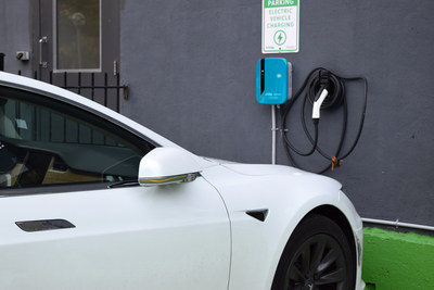 CHARGELAB OFFERS $0 ELECTRICAL VEHICLE CHARGERS FOR MULTI-FAMILY BUILDINGS & WORKPLACES