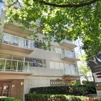 LARGE MULTI-FAMILY PORTFOLIOS LISTED IN VANCOUVER