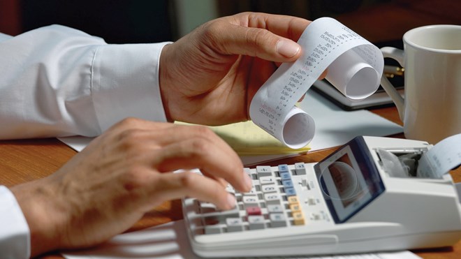 NEARLY HALF OF ATLANTIC CANADIANS FEAR THEY CAN’T COVER LIVING EXPENSES IN 2021