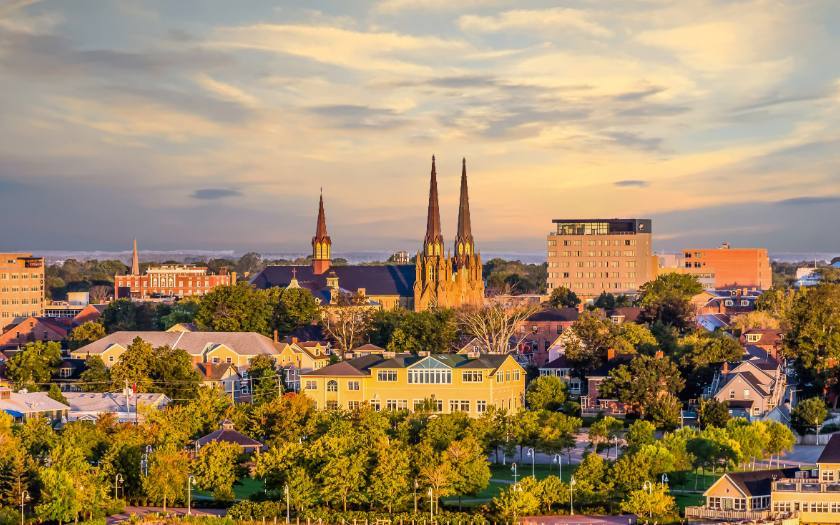 THESE “SMALL” CANADIAN REAL ESTATE MARKETS ARE BOOMING