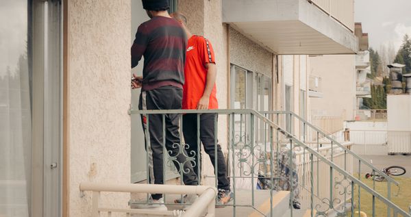 B.C. DEVELOPER FREEING UP EMPTY RENTAL UNITS FOR REFUGEES