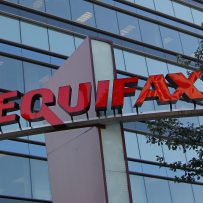 HOW CAN CANADIAN RENTERS MAXIMIZE RENT REPORTING SYSTEMS?