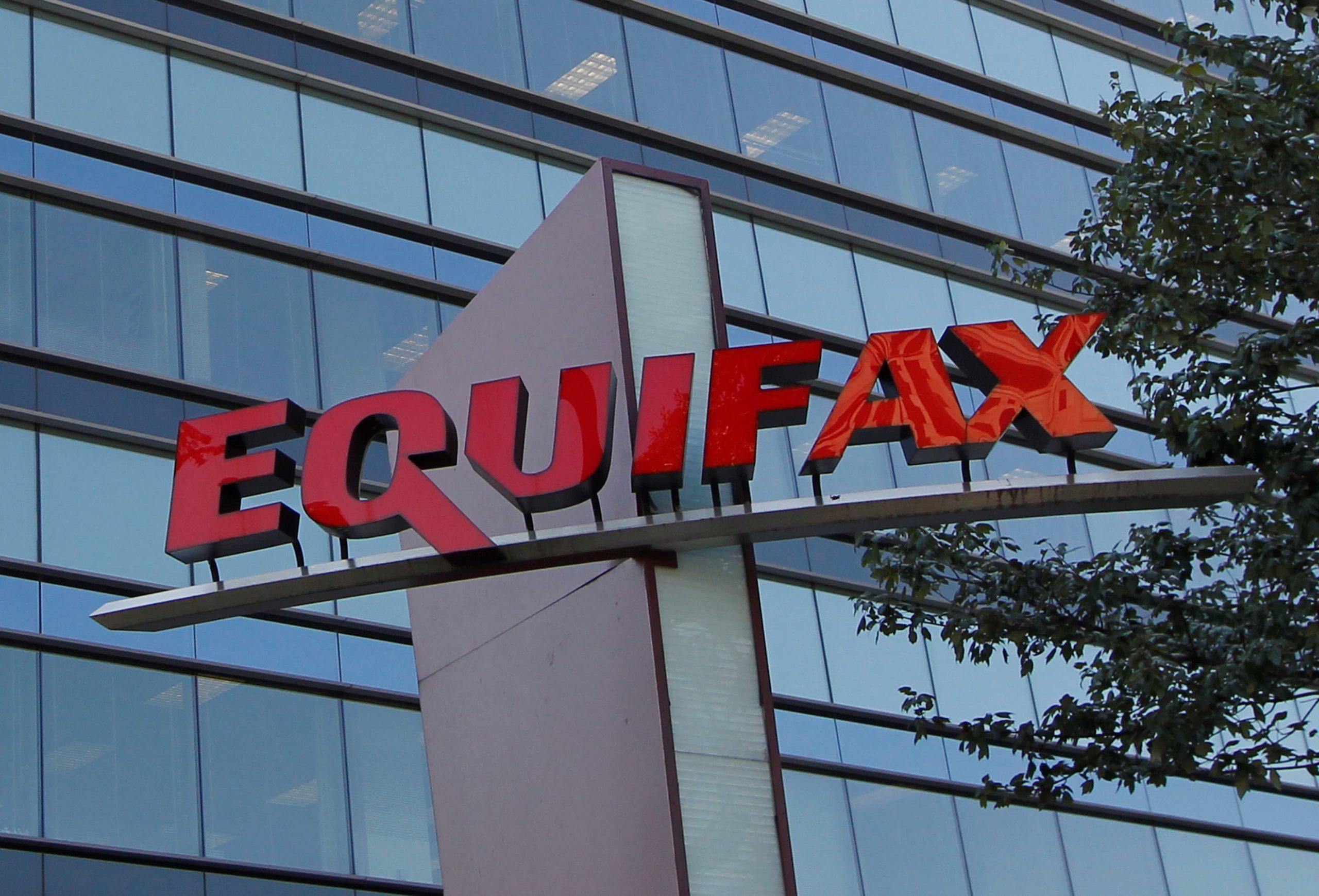 HOW CAN CANADIAN RENTERS MAXIMIZE RENT REPORTING SYSTEMS?