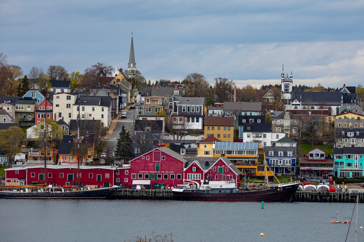NOVA SCOTIA STUDYING CREATION OF ENFORCEMENT UNIT FOR TENANT-LANDLORD DISPUTES