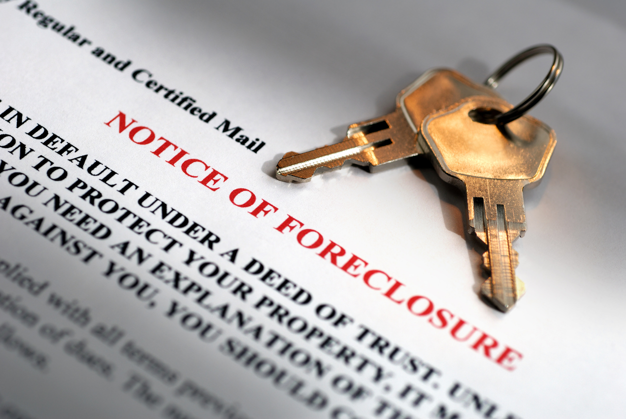 HOUSTON APARTMENT OWNER LOSES 3,200 UNITS TO FORECLOSURE AS MULTIFAMILY FEELS THE HEAT