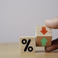 CANADIANS SHOULD NOT EXPECT BOC TO RETURN TO LOW RATES, MACKLEM SAYS