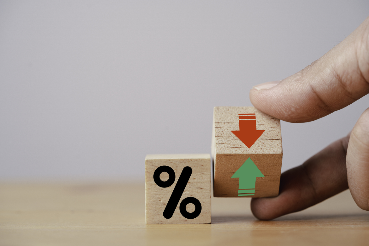CANADIANS SHOULD NOT EXPECT BOC TO RETURN TO LOW RATES, MACKLEM SAYS