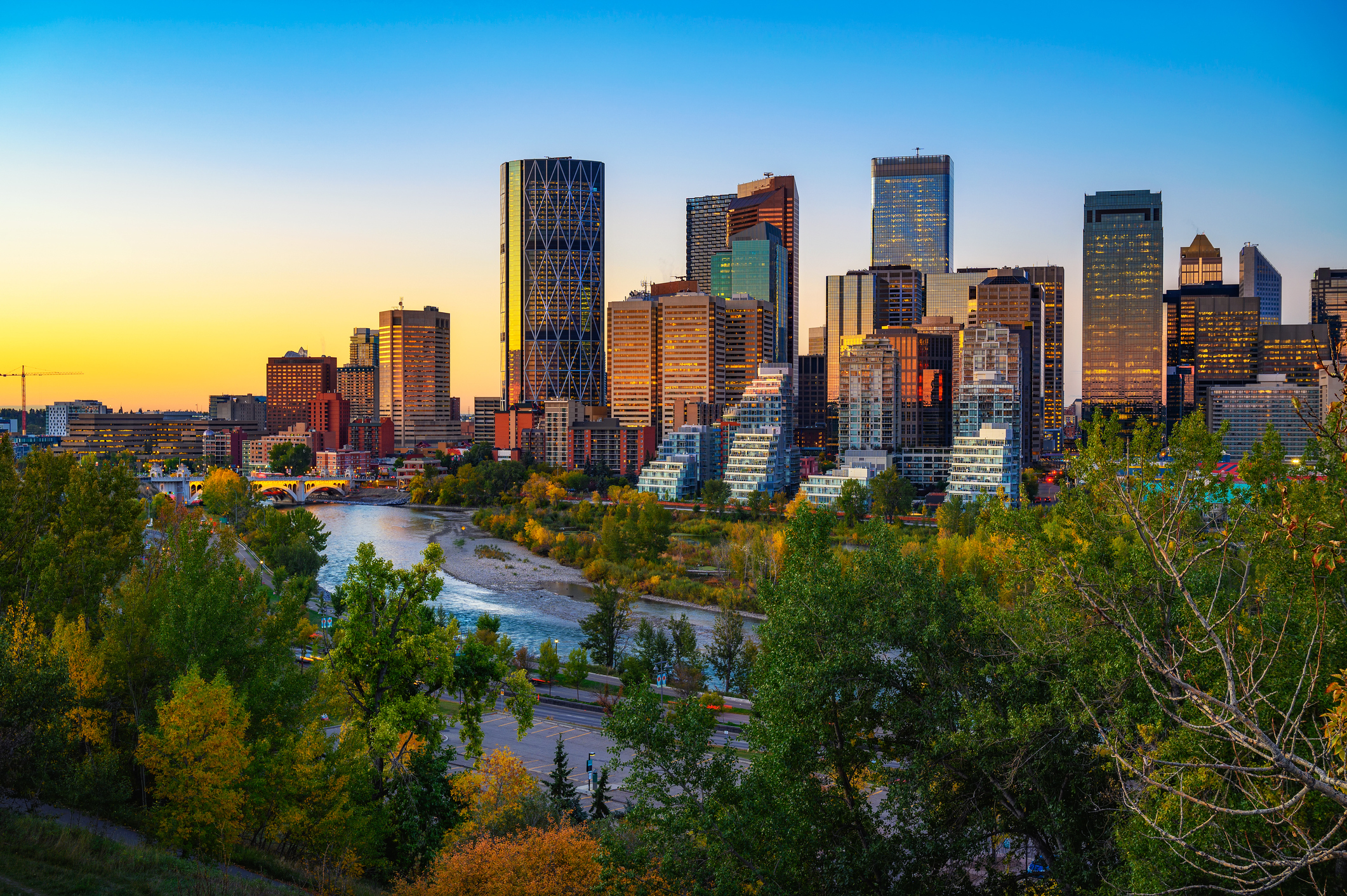 AS MORE PEOPLE ARRIVE DURING ALBERTA’S POPULATION BOOM, HOUSING LAGS BEHIND